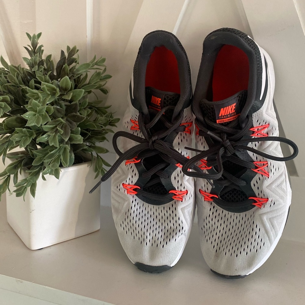 Nike Training Zoom Conditioning Running Shoes size 10 Preowned